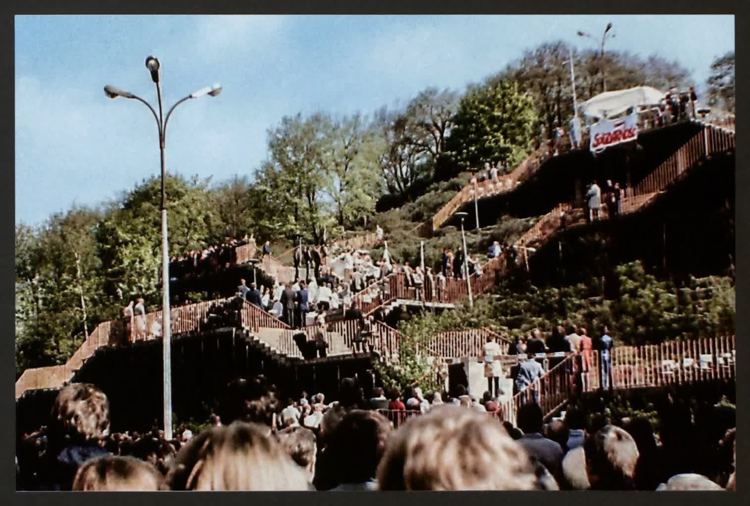 Świadectwo lokalnej historii. Do archiwum trafiły ciekawe fotografie