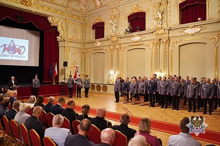 Święto Policji w Szczawnie-Zdroju. Wałbrzyska komenda wręczy awanse