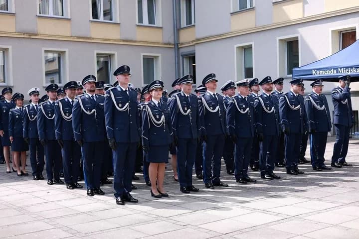 Święto Policji w Zielonej Górze. Awanse dla 80 funkcjonariuszy