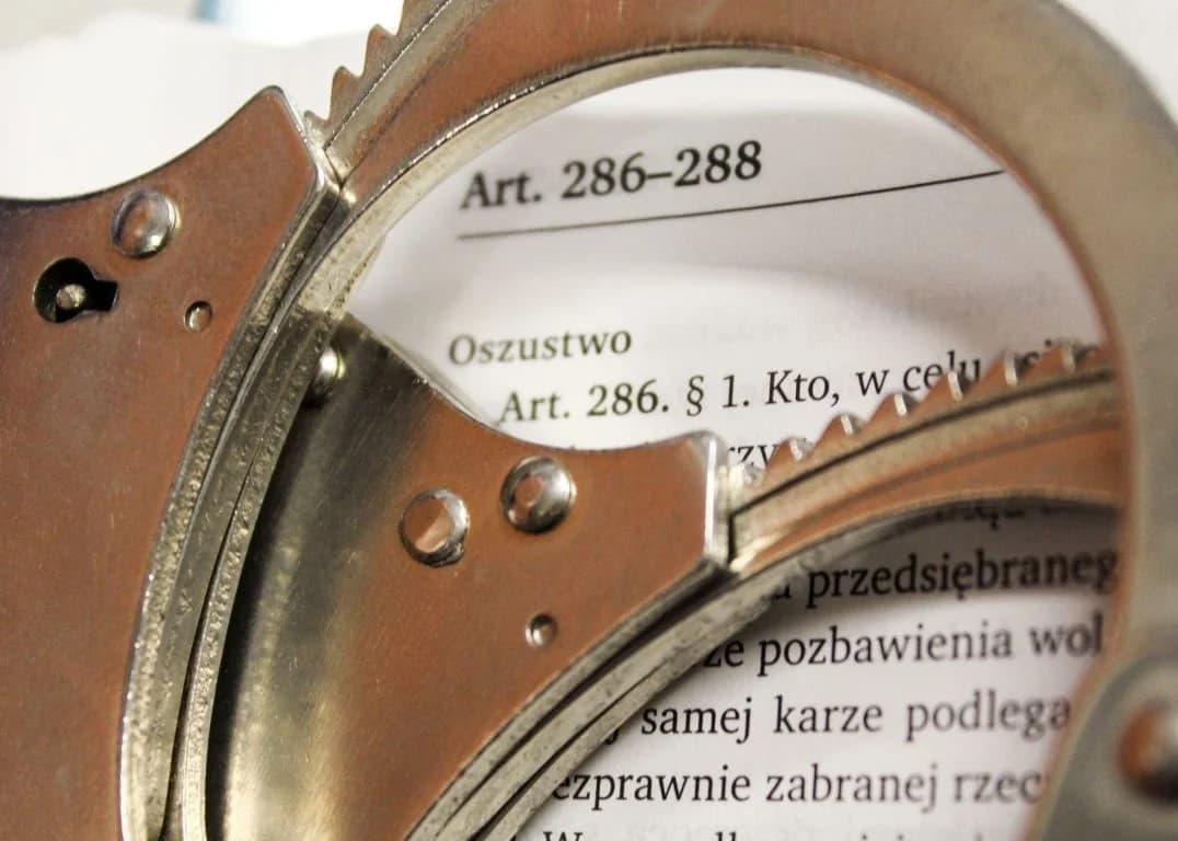 Świętochłowice: 500 zarzutów dla oszustów z punktów opłat. Straty prawie 600 tysięcy złotych