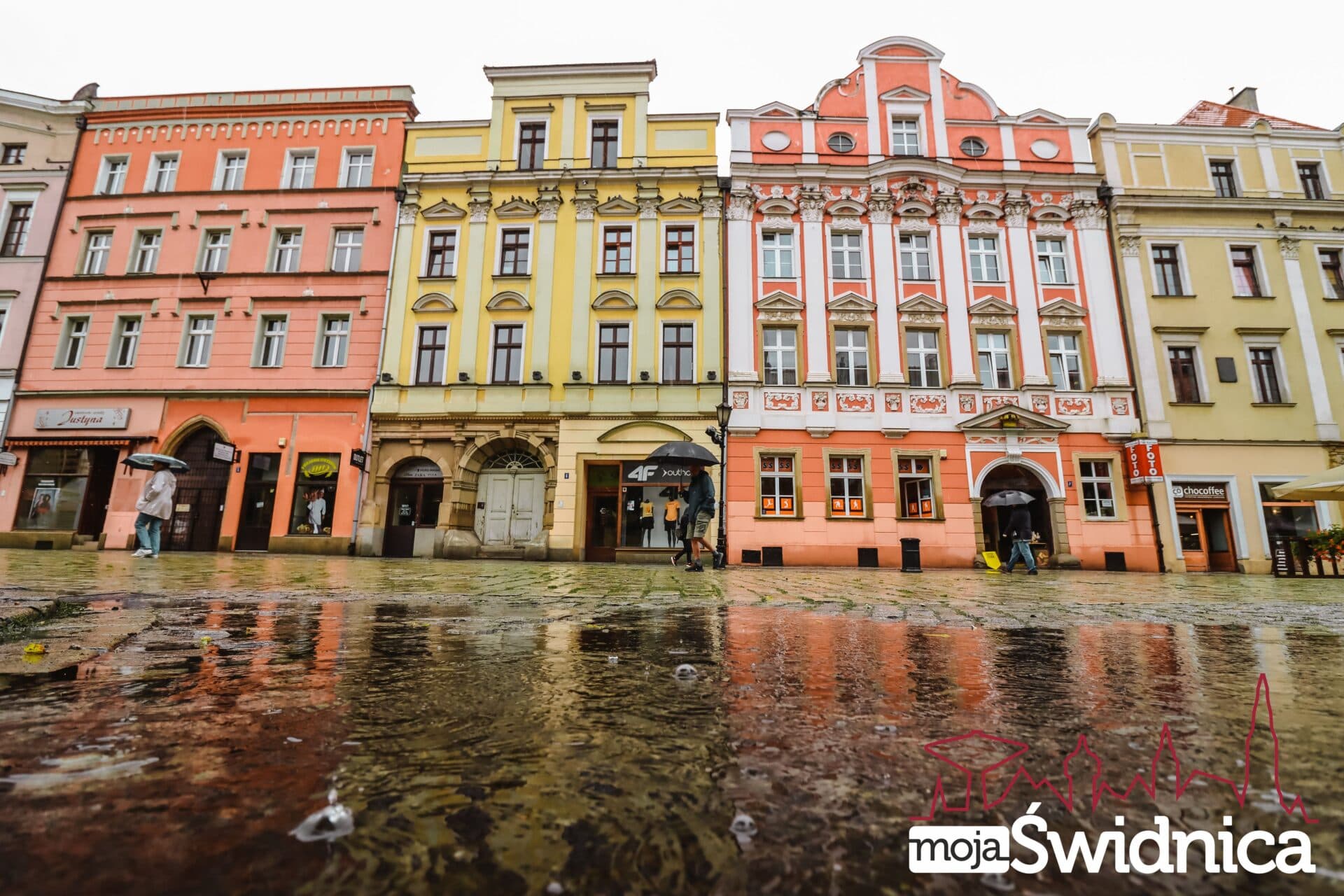 Synoptycy ostrzegają. Po południu nad regionem przejdą burze