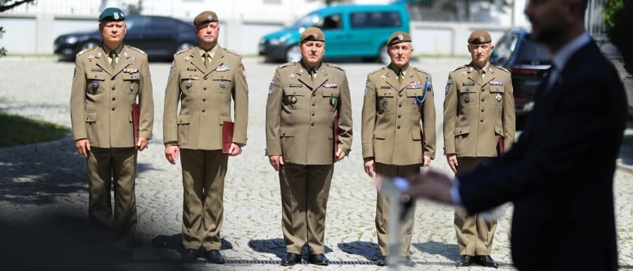 Szef MON wręczył nominacje dowódcom brygad Komponentu Obrony Pogranicza