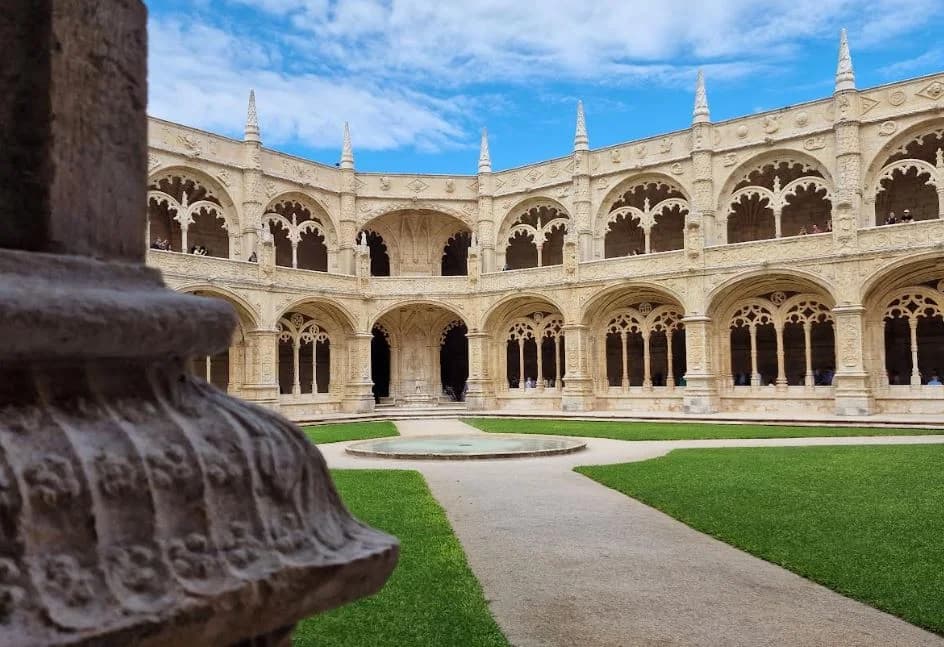 Szlakiem przedmurzy – podróż przez historię, architekturę i świadomość