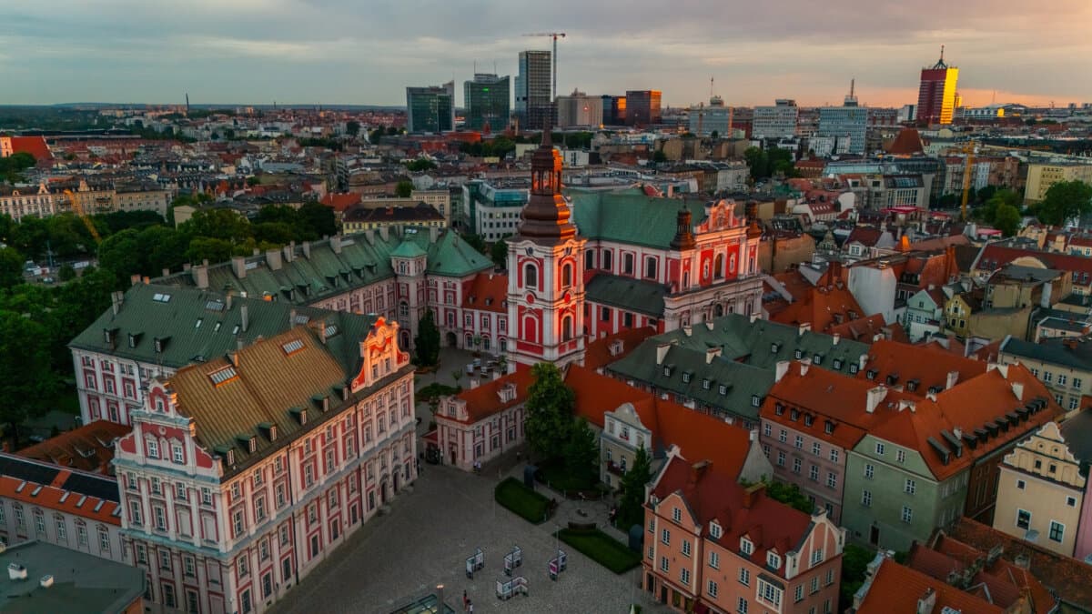 Szybciej i za darmo. Poznański urząd stawia na e-Doręczenia