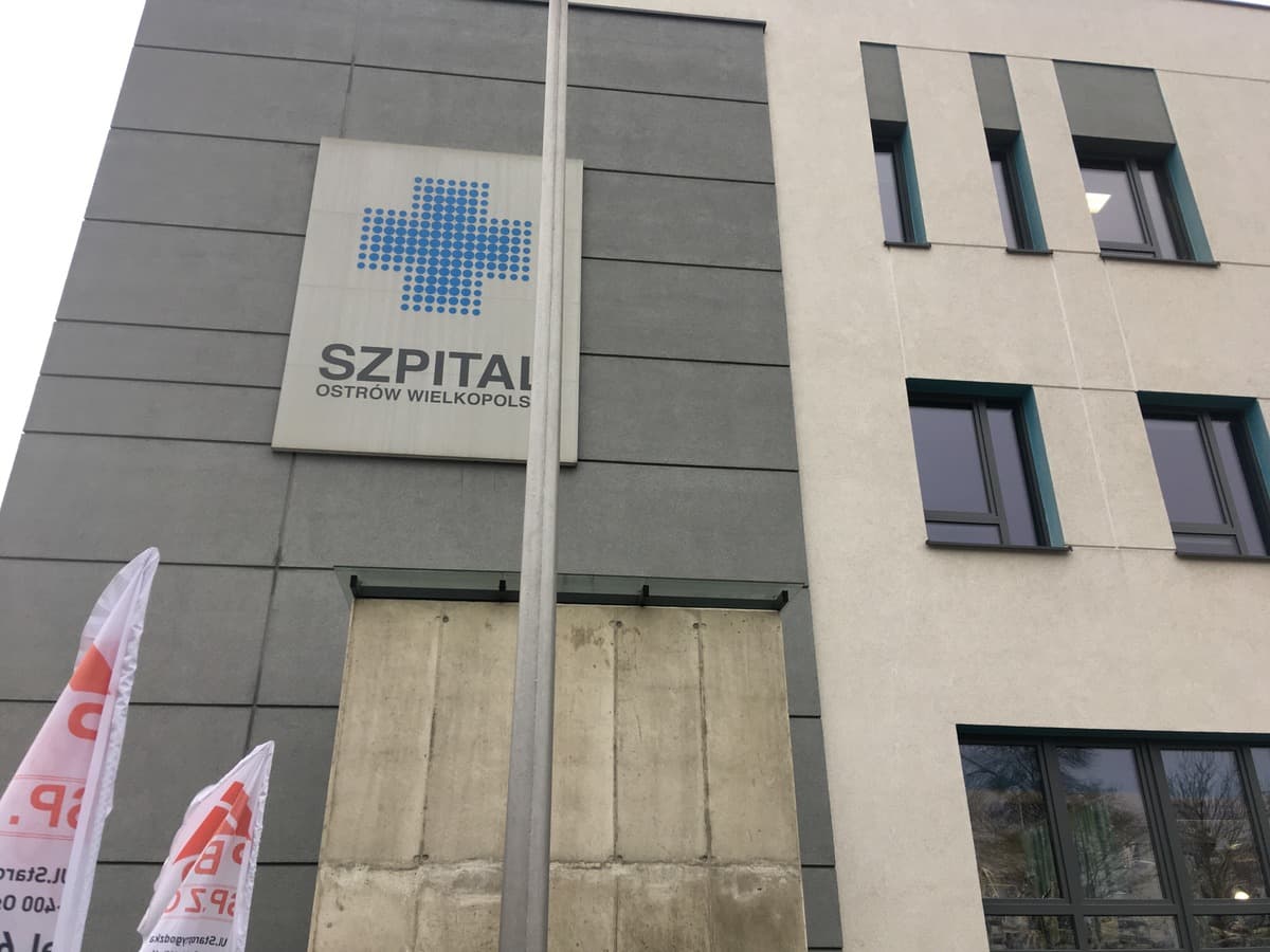Szybsza obsługa, szybsze opisy - szpital w Ostrowie przyspiesza procedury