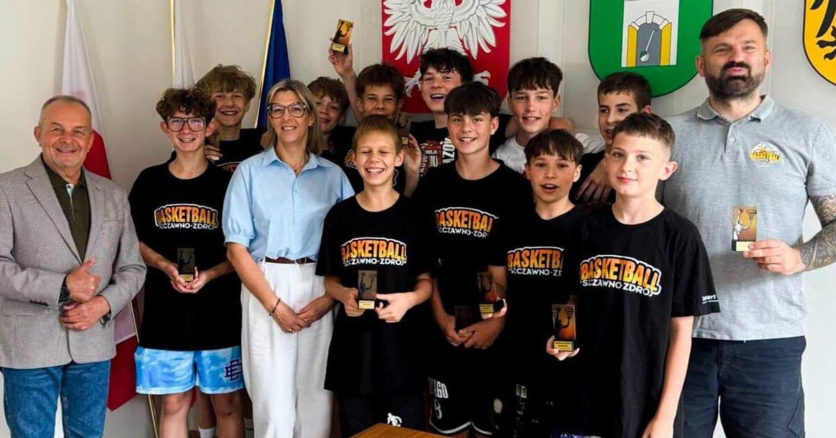 To był bez wątpienia znakomity rok dla młodych adeptów koszykówki z MKS Basket Szczawno-Zdrój (kateg...