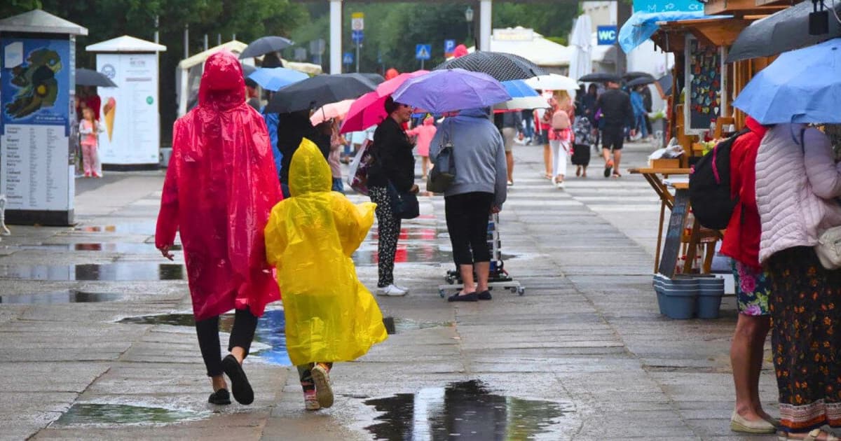 Trąby wodne, ulewy, a później upał? Kalejdoskop pogodowy na Wybrzeżu