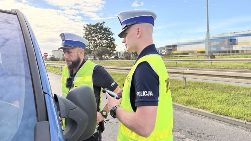 Troje nietrzeźwych wyeliminowanych z ruchu. Wśród nich kierująca samochodem
