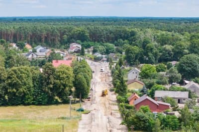 Trwa przebudowa ważnej drogi do województwa świętokrzyskiego