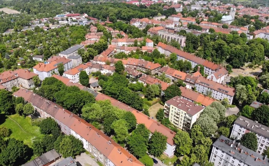 Trzy medale bytomskich gimnastyczek w Cannes. Jedna zawodniczka zdobyła dwa
