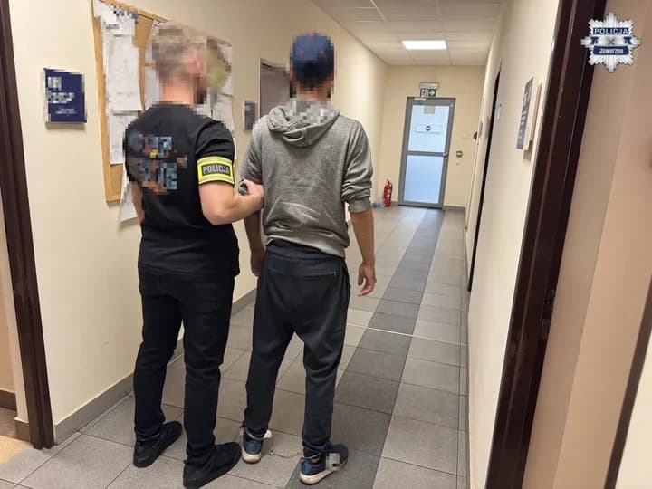 Uciekał Oplem przed policją. Miał ponad 2 promile i dożywotni zakaz
