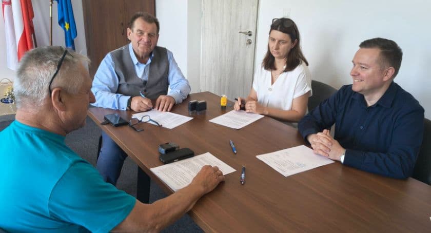 Uczniowie na wakacjach, a w szkole ruszył duży remont