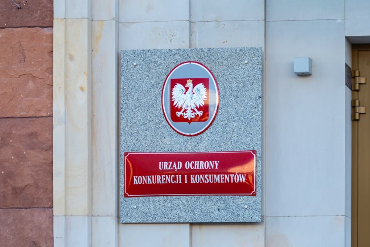 UOKiK stawia zarzuty znanym youtuberom. Kara za reklamę skierowaną do dzieci