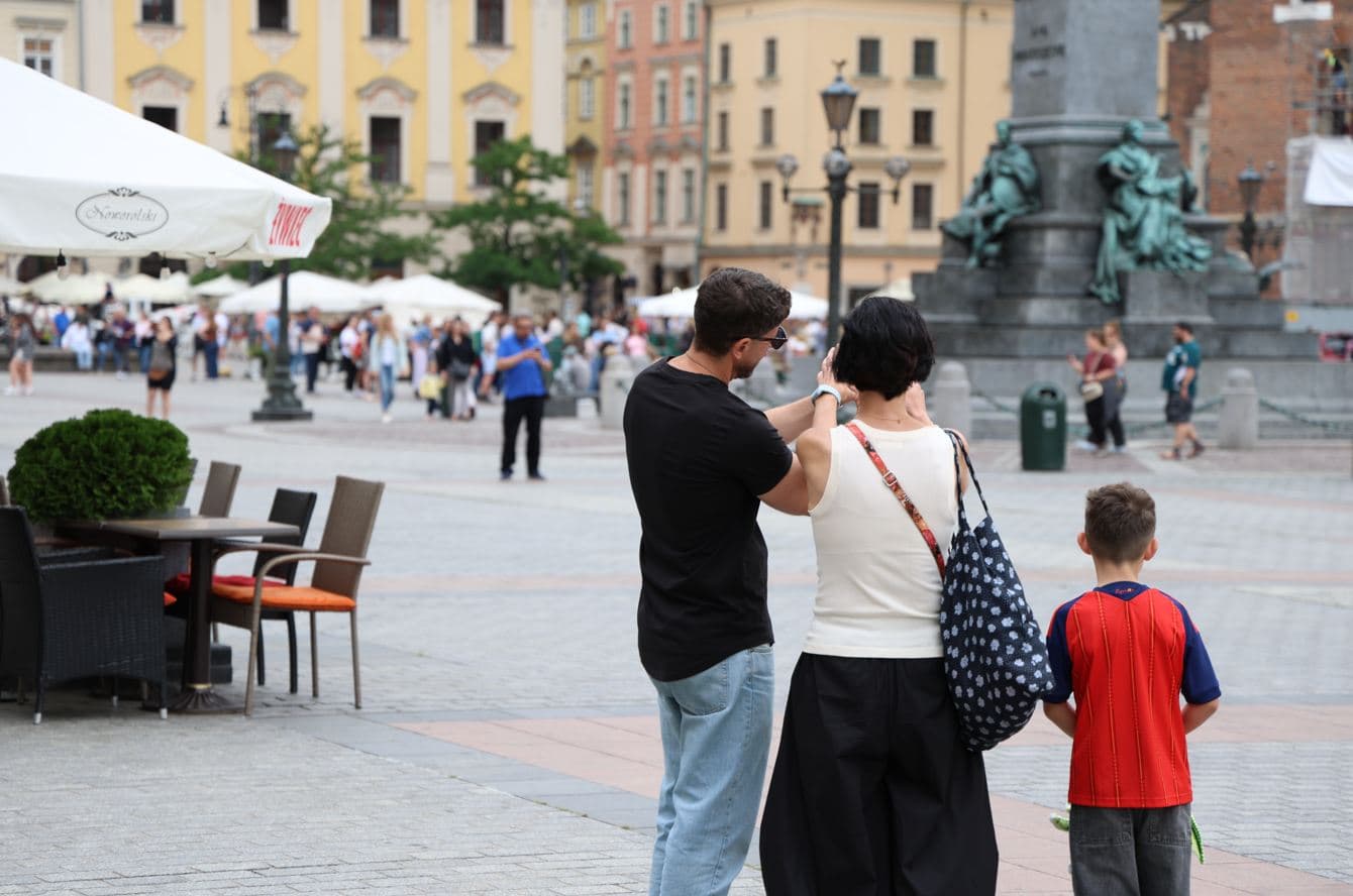 Urząd Miasta Krakowa odradza udział w „największym weselu”. Padł oficjalny apel