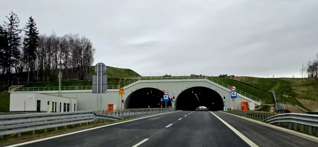 Utrudnienia na S3. Nocne zamknięcia tuneli między Bolkowem a Kamienną Górą