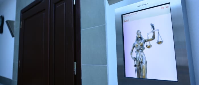 Utrzymany wyrok czterech lat więzienia za oszustwa, m.in. przy sprzedaży wycieczek