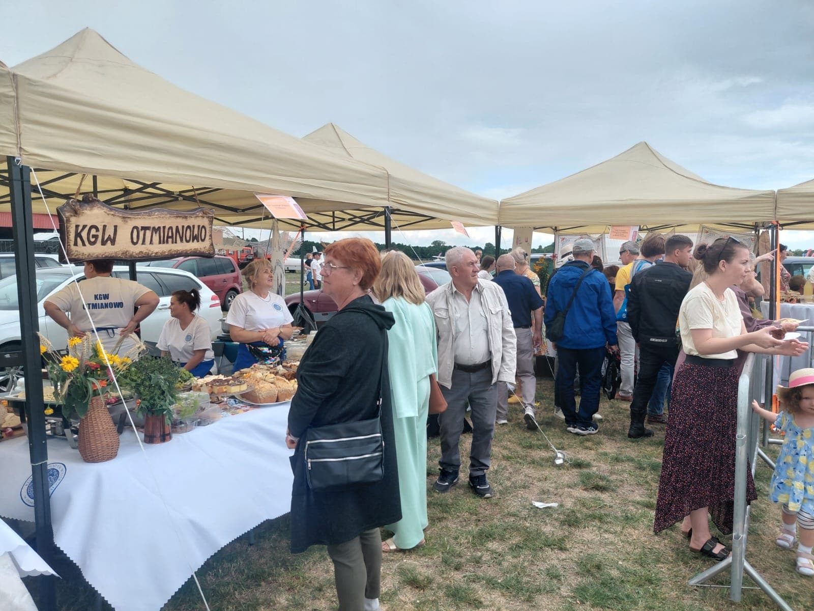W głównej roli podczas Festiwalu Smaków w Kruszynie wystąpiły Koła Gospodyń Wiejskich. Panie przygotowały między innymi potrawy z gęsiny.