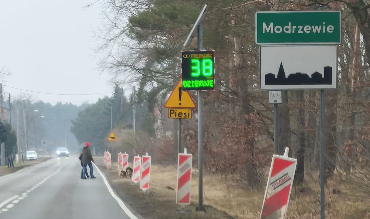 W gminie Goleniów zaroi się od wyświetlaczy prędkości? Oferty otwarte