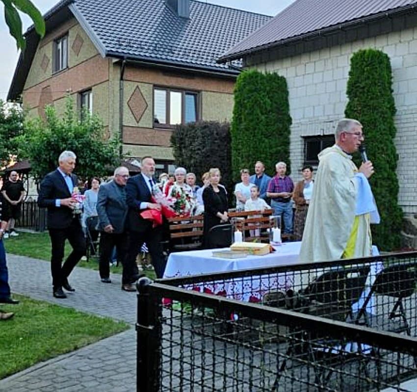 W jedną noc wieś przestała istnieć. Gmina Kobylin-Borzymy pamięta o 49 ofiarach zbrodni