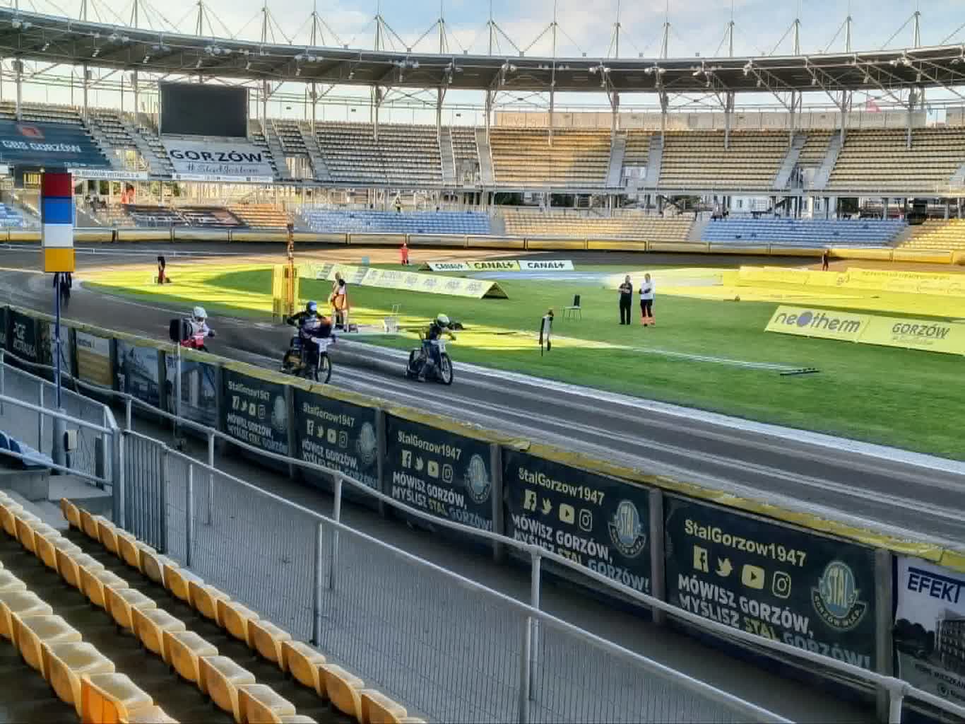W Krakowie Stal minimalnie za Polonią