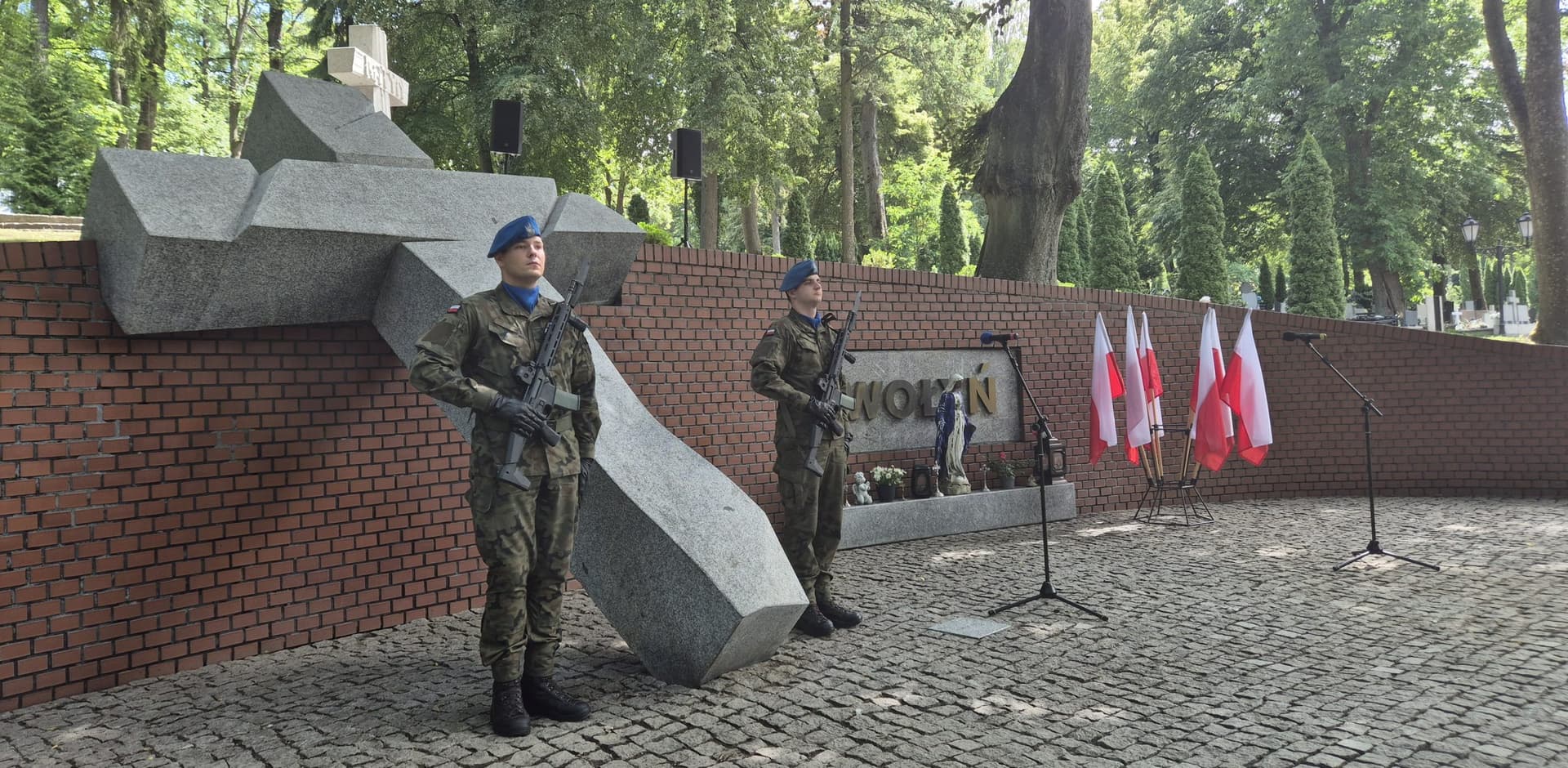 W Słupsku uczczono pamięć ofiar Wołynia
