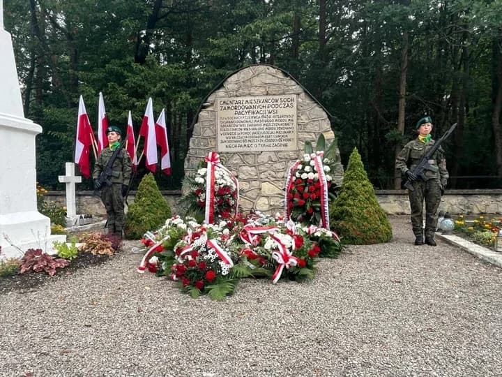 W Sochach uczczono ofiary pacyfikacji. Padła salwa honorowa