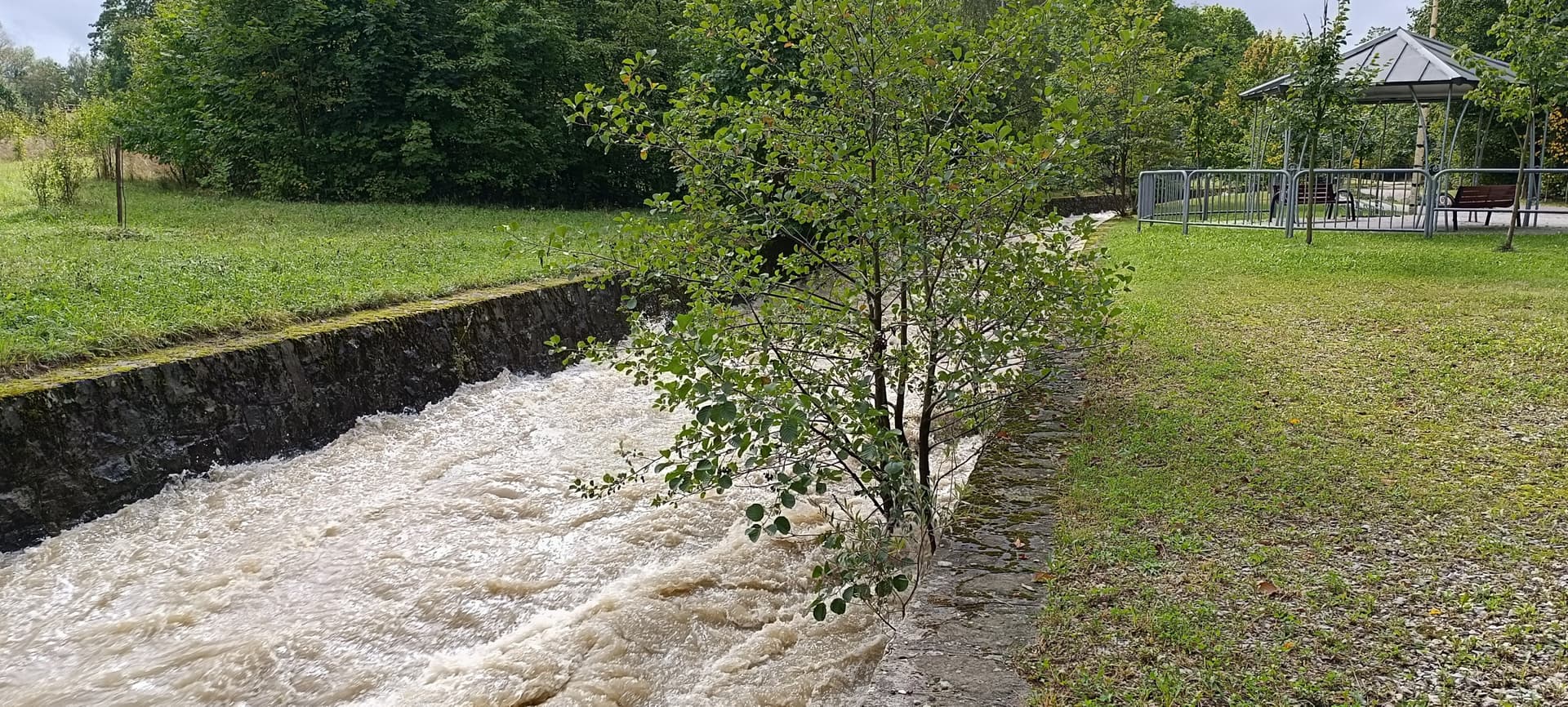 Wapienica czeka na prace przy potokach. Radny pyta o harmonogram i zakres inwestycji