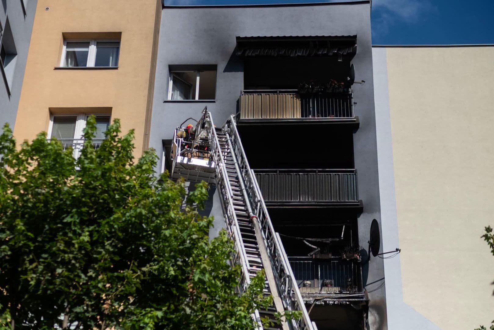 Wiadomości Dramatyczna akcja strażaków we Wrocławiu. Cztery osoby trafiły do szpitala