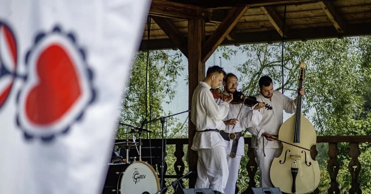 Wielki finał Festiwalu Kultury Lasowiackiej w Kolbuszowej. Skansen znów ożyje muzyką, rzemiosłem i tańcem