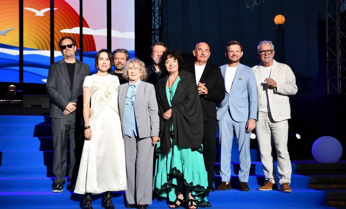Wielkie nazwiska w Alei Gwiazd! Międzyzdroje odsłoniły nowe odciski dłoni artystów