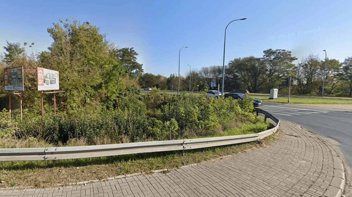 Wielopoziomowy parking koło skrzyżowania Trasy Warszawskiej i ul. Przemysłowej?