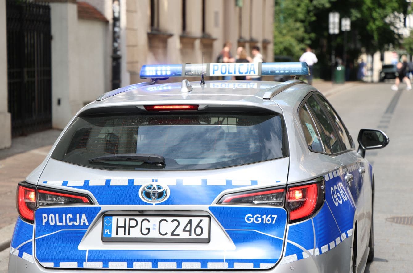 Włamał się do dwóch mieszkań w centrum Krakowa. W jednym z nich zasnął w łóżku właściciela