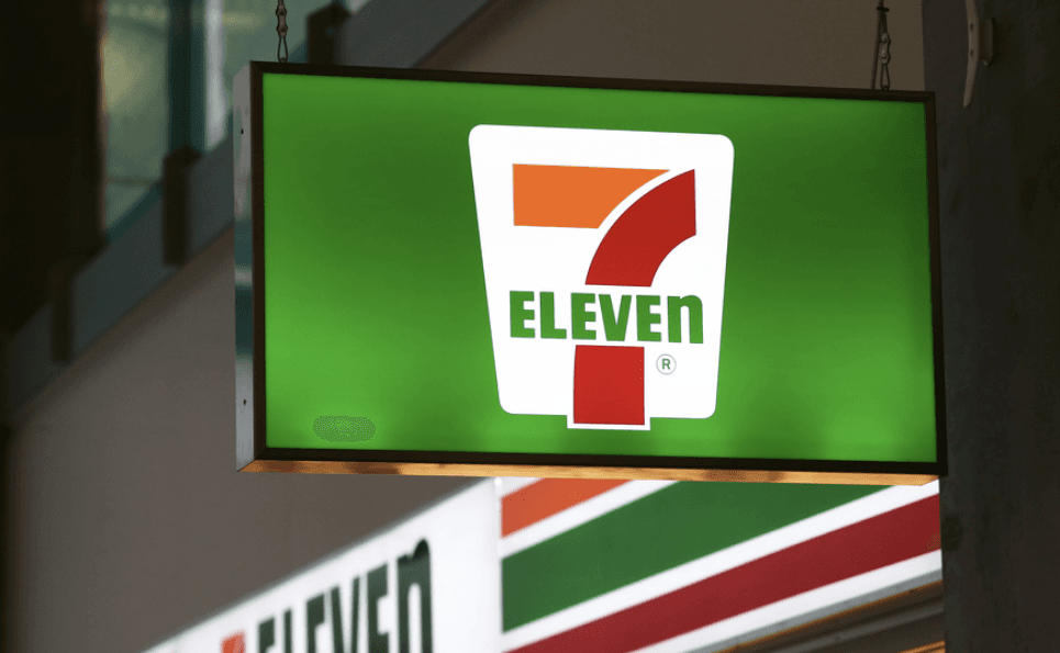 Właściciel 7-Eleven przejmie Żabkę? „Rozmowy trwają”