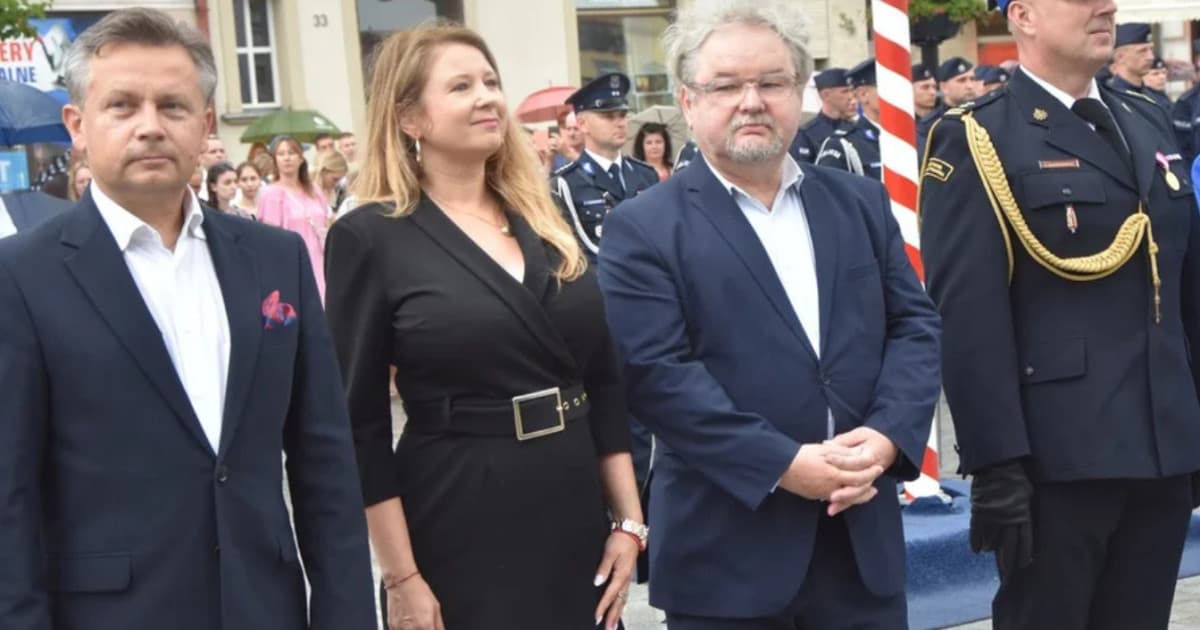Wojewódzkie Święto Policji i wyjątkowe wyróżnienia dla reprezentantów Śremu