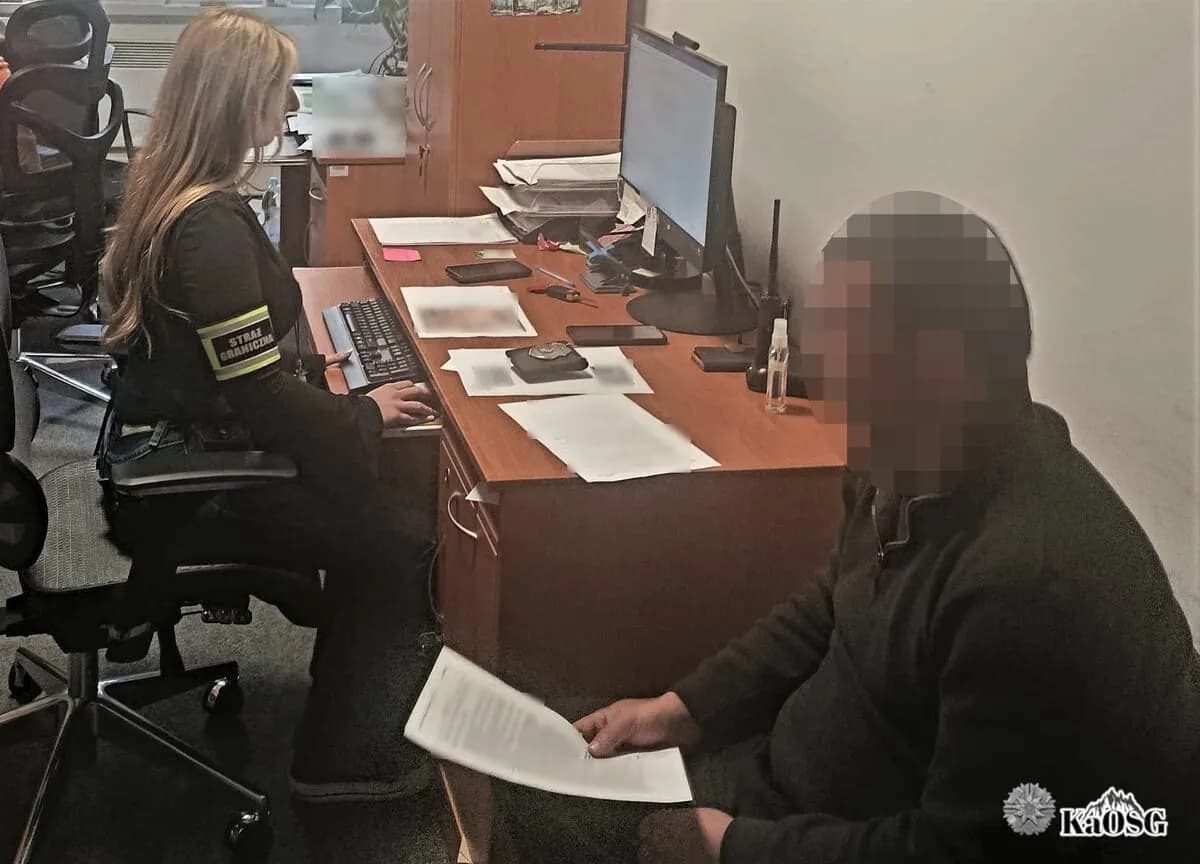 Wpadli podczas kontroli w Krakowie. Nie mieli prawa przebywać w Polsce