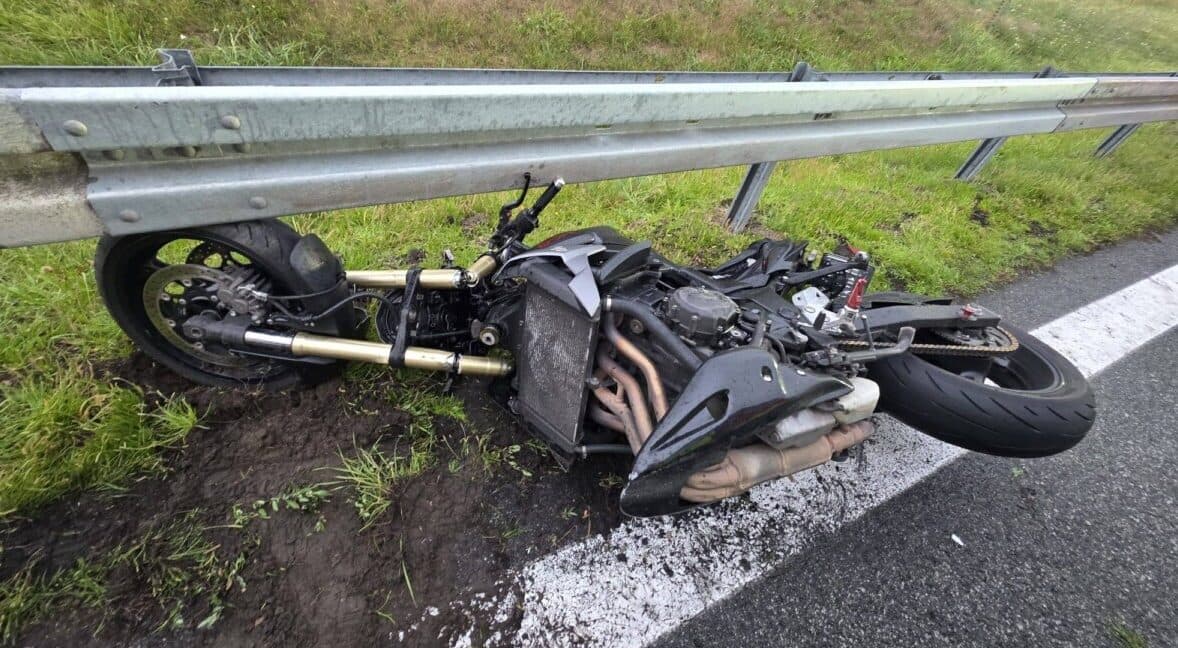 Wypadek motocyklisty na A2