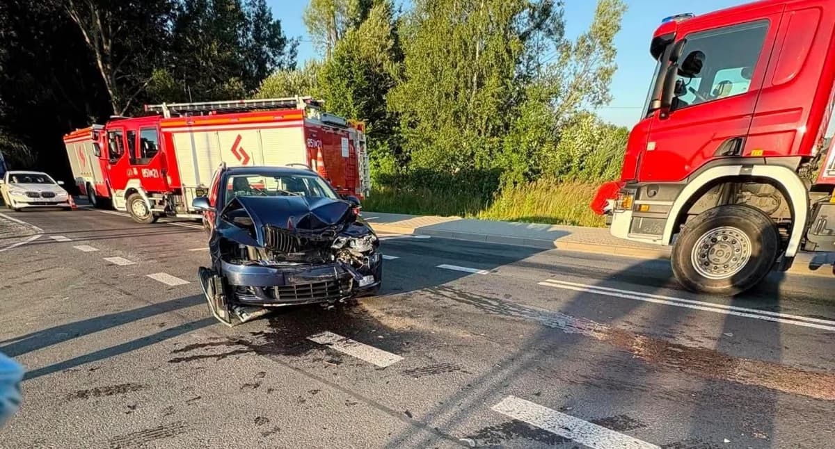 Wypadek samochodowy na ulicy Krakowskiej w…