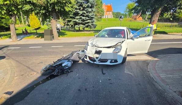 Wypadek w Ryjewie. Motocyklista trafił do szpitala w Gdańsku