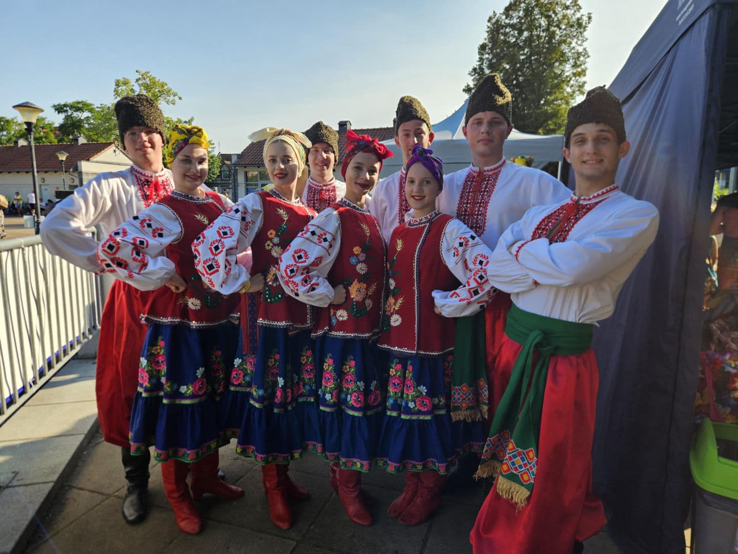 XV Międzynarodowe Święto Folkloru w Biskupcu. Barwny początek jubileuszowych 30. Dni Biskupca