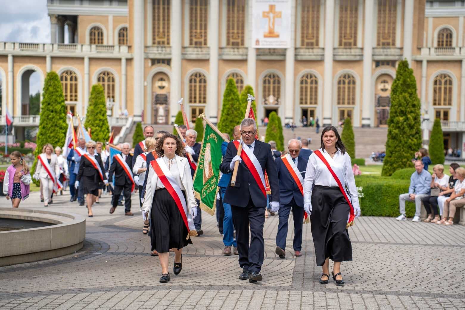 XXXIV Ogólnopolska Pielgrzymka Sołtysów w Licheniu. Modlitwa, wspólnota i pamięć o przyjacielu polskiej wsi