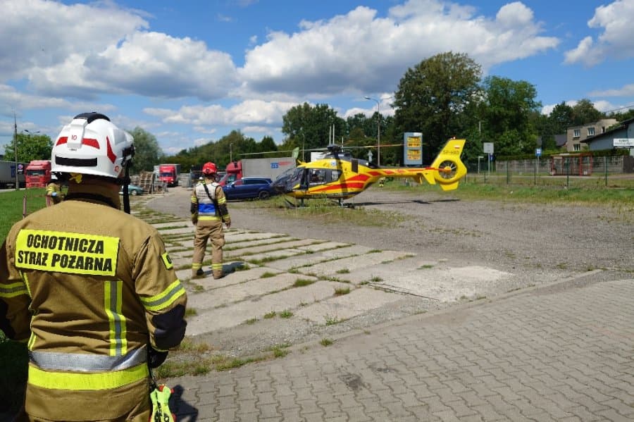 Z ostatniej chwili: Mężczyzna poparzony prądem elektrycznym. Lądował śmigłowiec LPR - foto