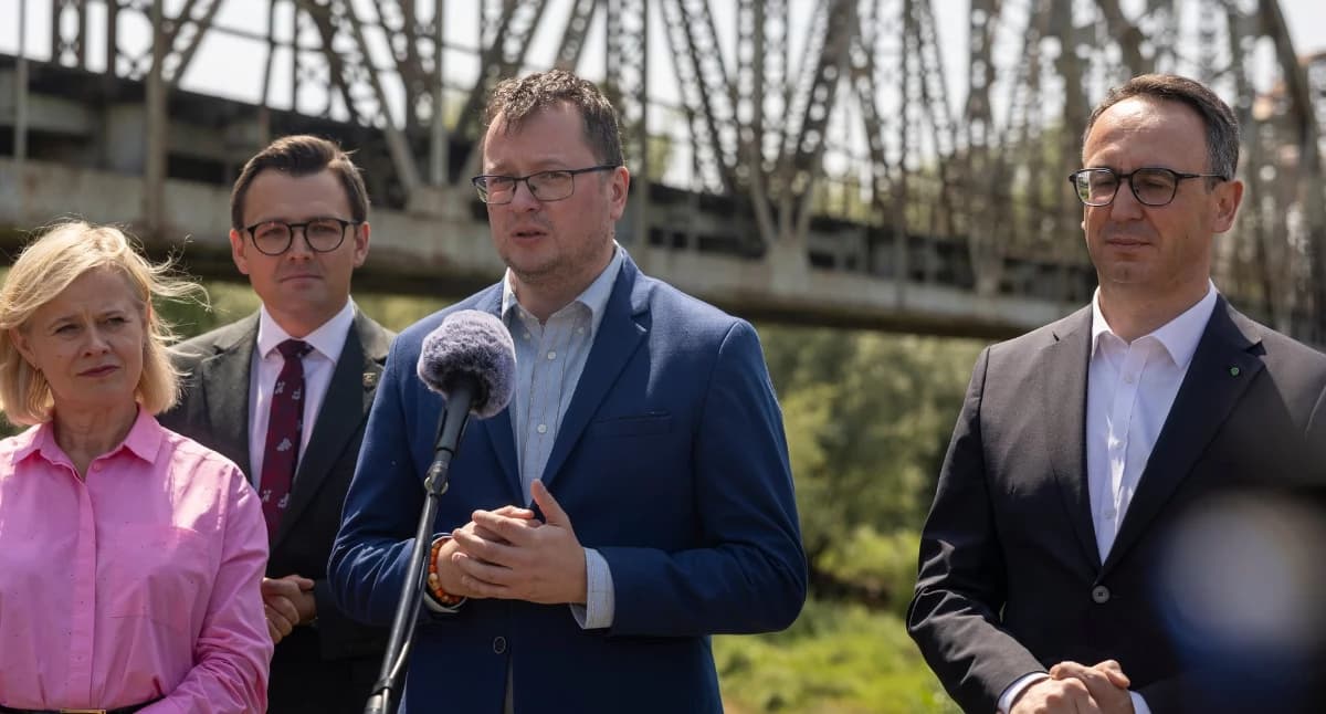 Za 1,3 mld zł zmodernizują linię kolejową do Pilawy. Pasażerskie pociągi wrócą po latach