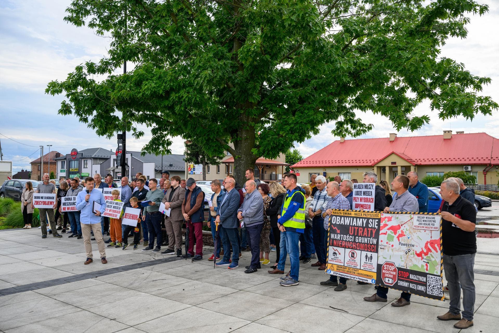 Zapowiedź referendum w Lisiej Górze. Konflikt wokół farm fotowoltaicznych narasta