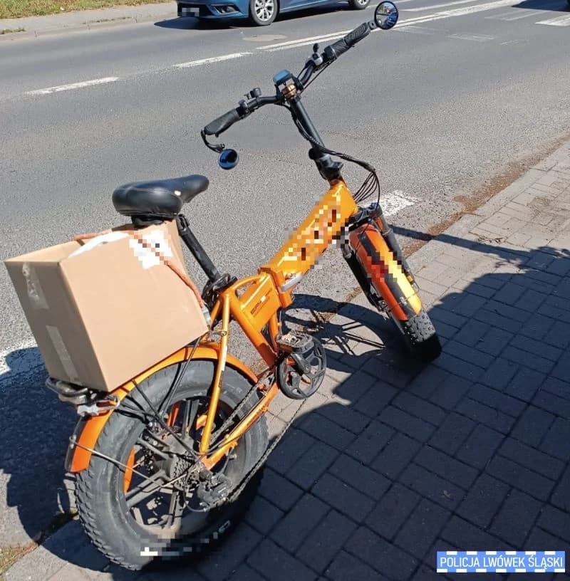 Zatrzymany na rowerze elektrycznym po alkoholu. Okazało się, że jest poszukiwany i trafi za kratki