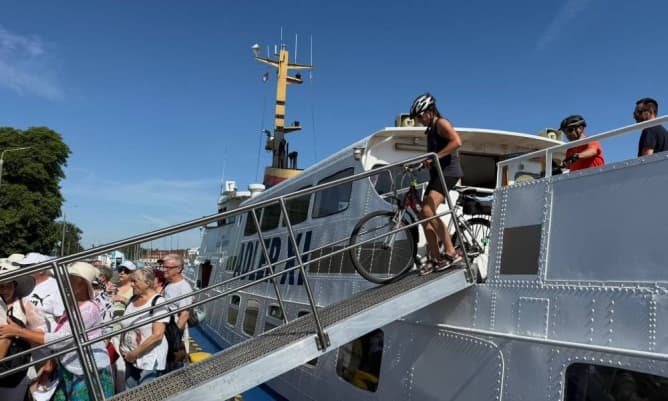 Ze Świnoujścia można ruszyć w rejs po Zalewie Szczecińskim