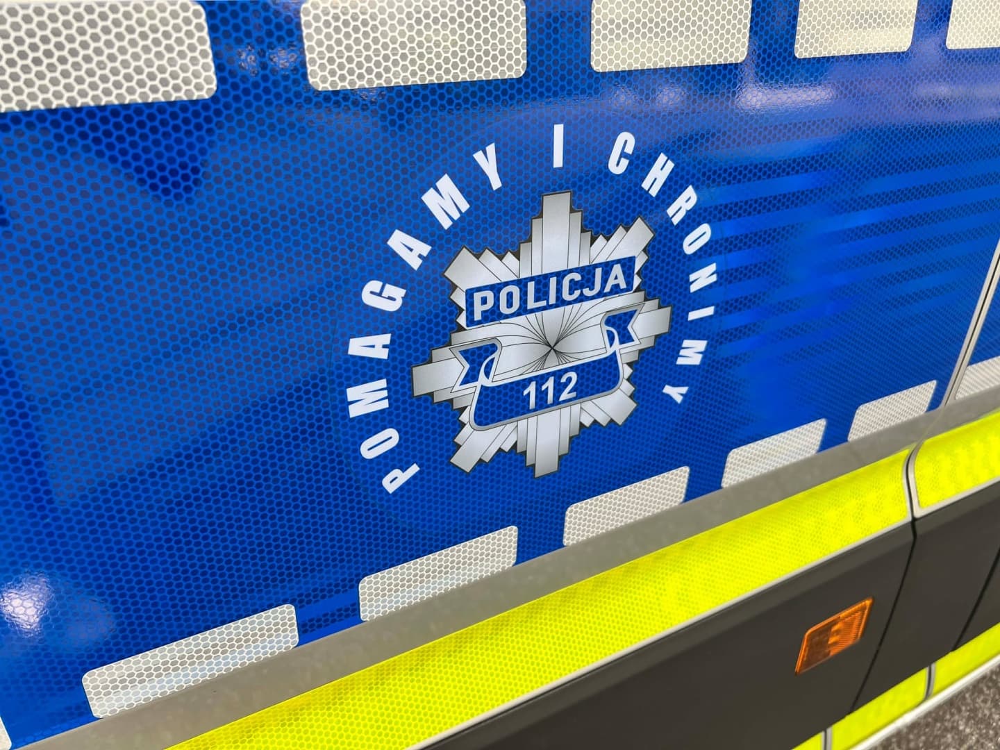 Zgubił portfel podczas ucieczki. Policja zatrzymała młodego włamywacza