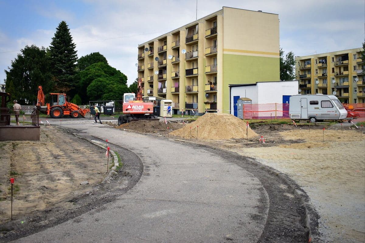 Zielona metamorfoza przy Placu Wolności w Zduńskiej Woli