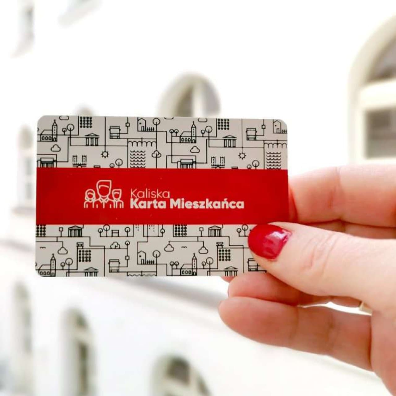 Znikają plastikowe Kaliskie Karty Mieszkańca. Co jeszcze się zmieni?