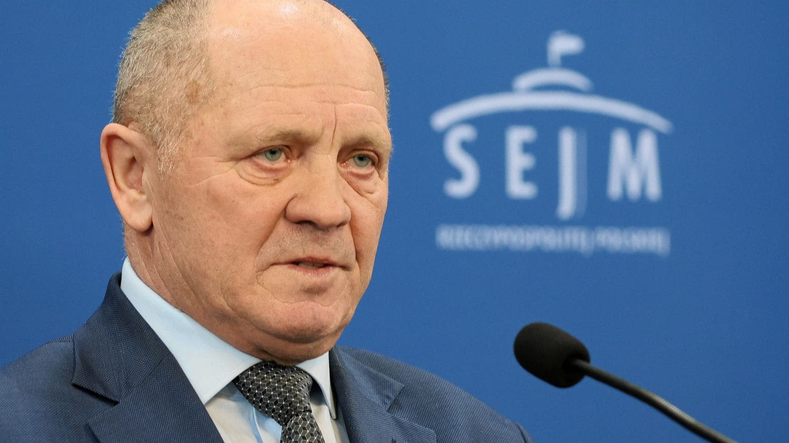 Atmosfera w PiS coraz gęstsza. Sawicki: Partia już się rozpadła