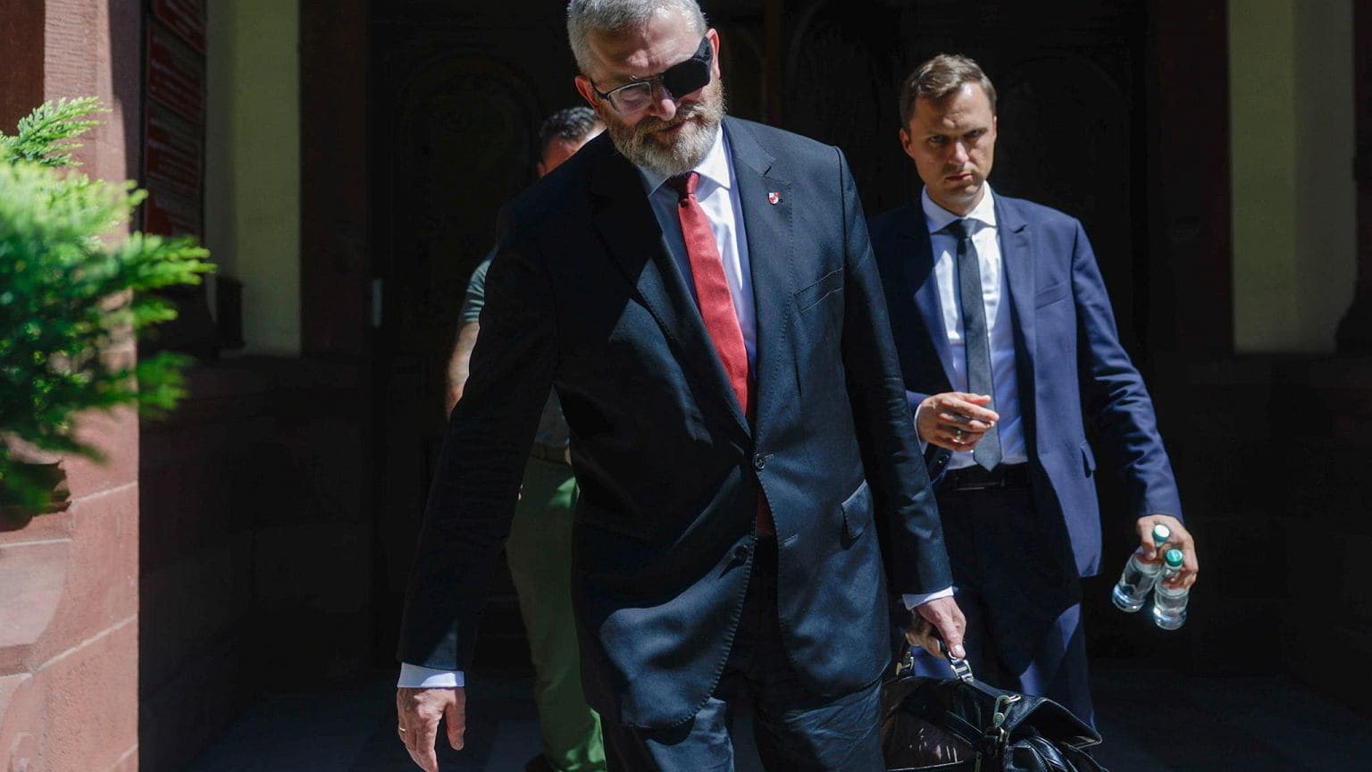 Grzegorz Braun miał obrazić Kaję Kallas. Jest kara z Parlamentu Europejskiego
